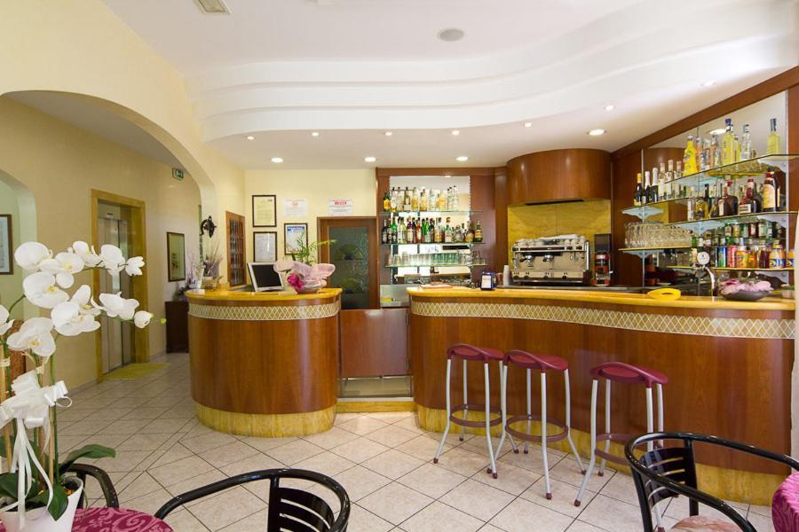 Hotel Pigalle Riccione Exterior photo